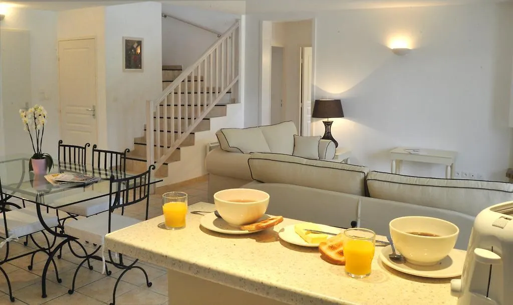 Lagrange Vacances - Royal Green Pont-de-Larn Villa